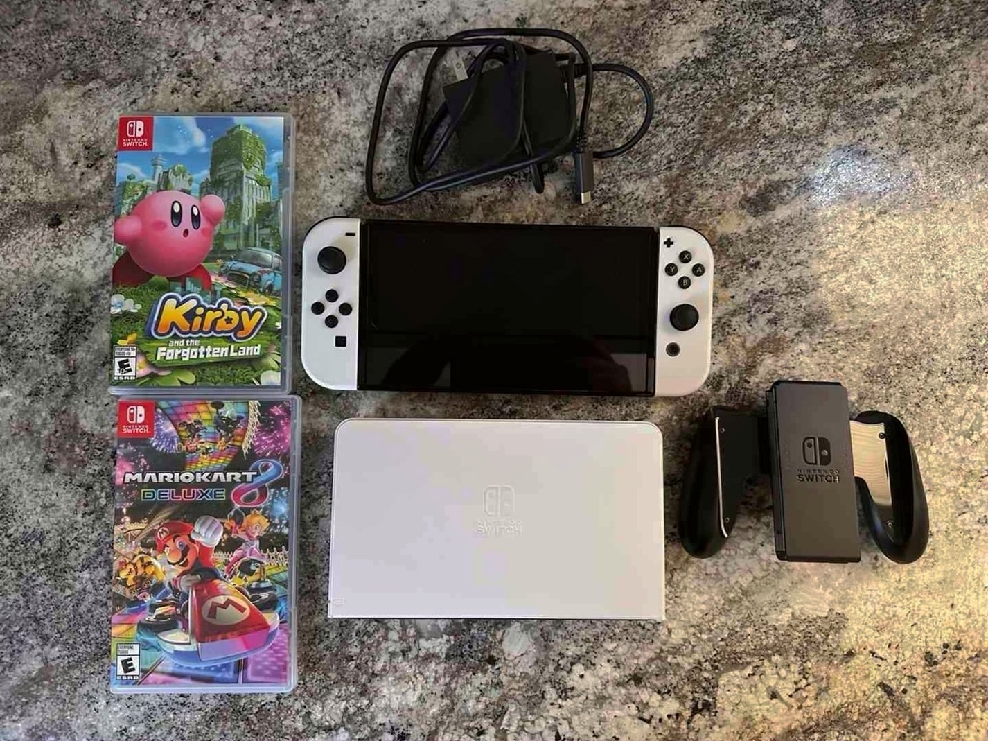 Nintendo Switch OLED 7Y63 256GB White Unlocked - Used
