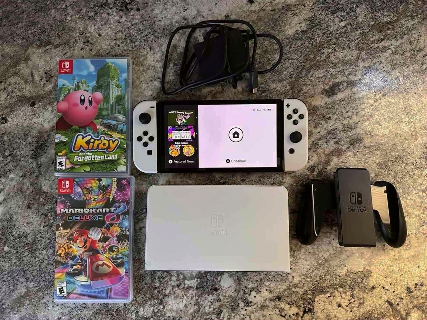 Nintendo Switch OLED 7Y63 256GB White Unlocked - Used image 2
