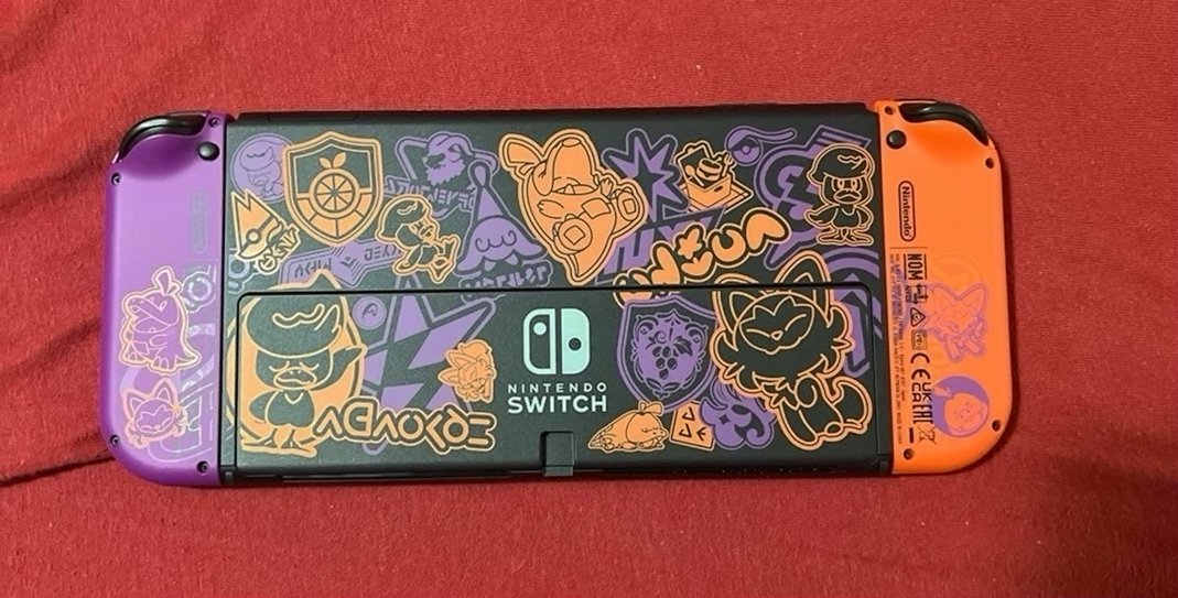 Nintendo Switch OLED Console 8P15 Unlocked - Used image 2