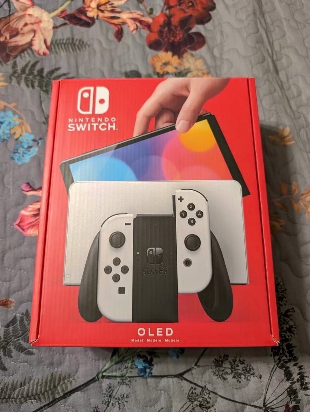 Nintendo Switch OLED White Unlocked - Used