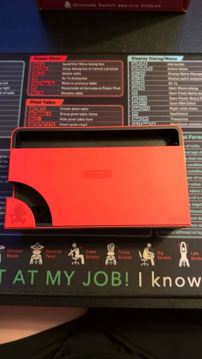 Nintendo Switch OLED Mario Edition 128GB Black Used image 4
