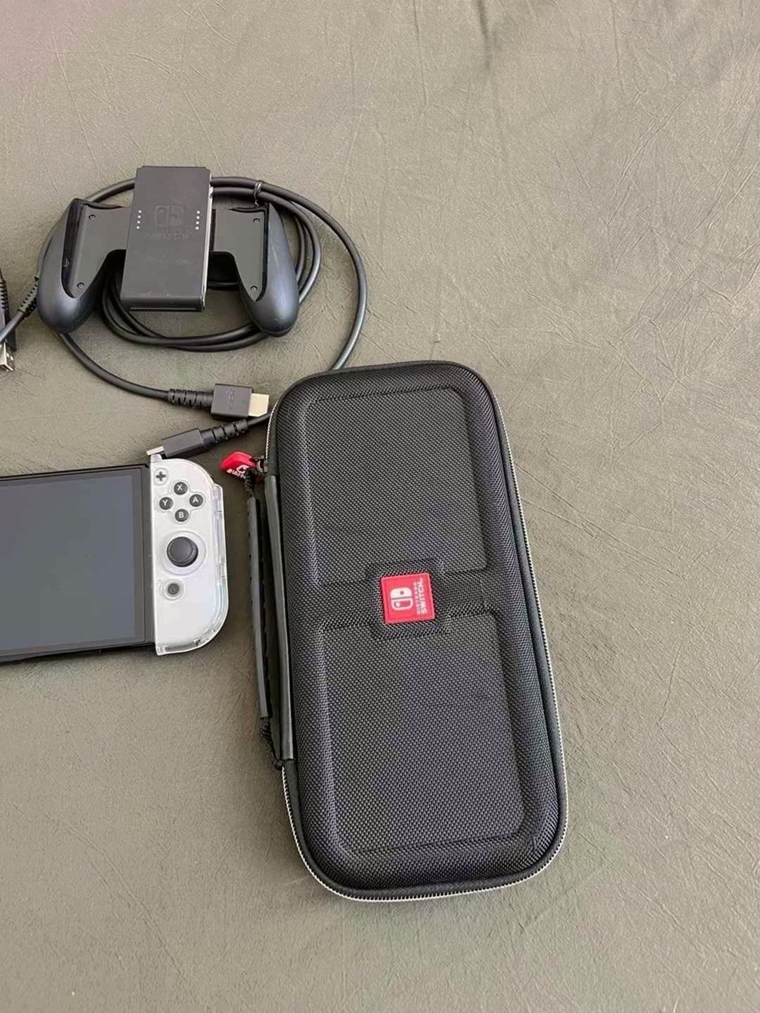 Nintendo Switch OLED 128GB Unlocked - Used image 3