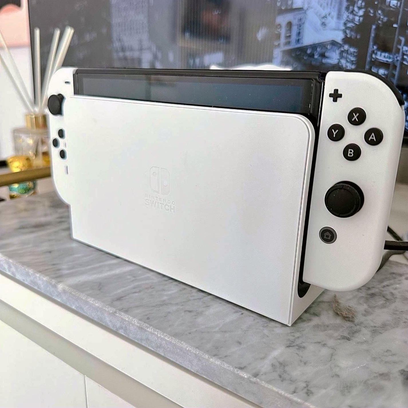 Nintendo Switch OLED 8H69 - Used