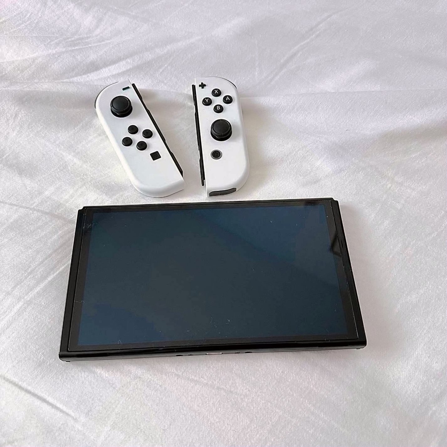 Nintendo Switch OLED 8H69 - Used image 5