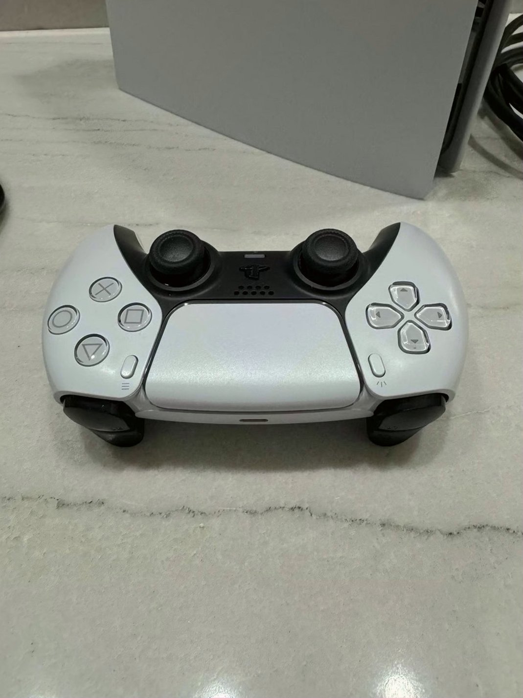 Sony PlayStation 5 Digital Edition 1L92 White - Used image 3