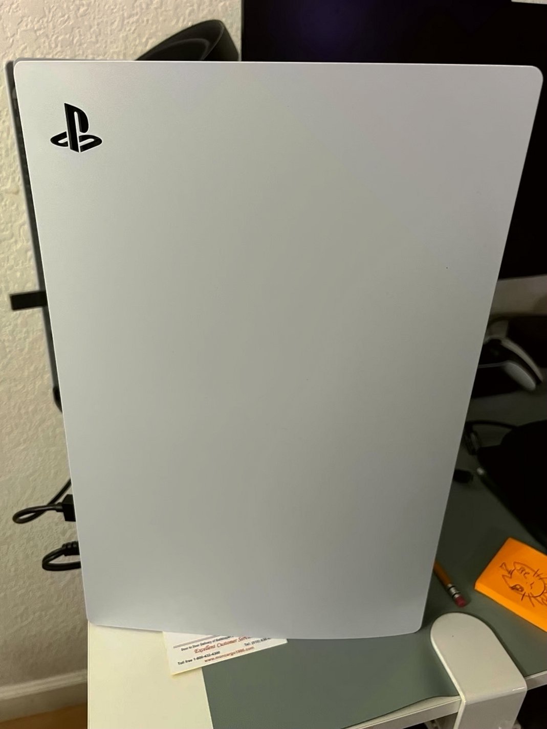 Sony PlayStation 5 Digital Edition 825GB White - Used image 3