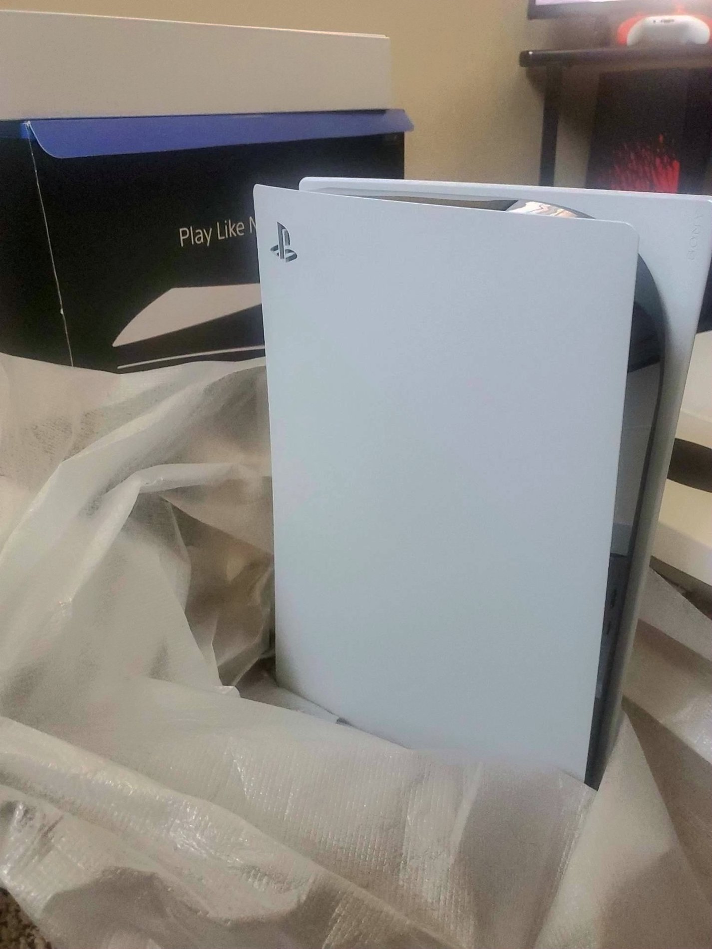 Sony PlayStation 5 Digital Edition 825GB White - Used image 5