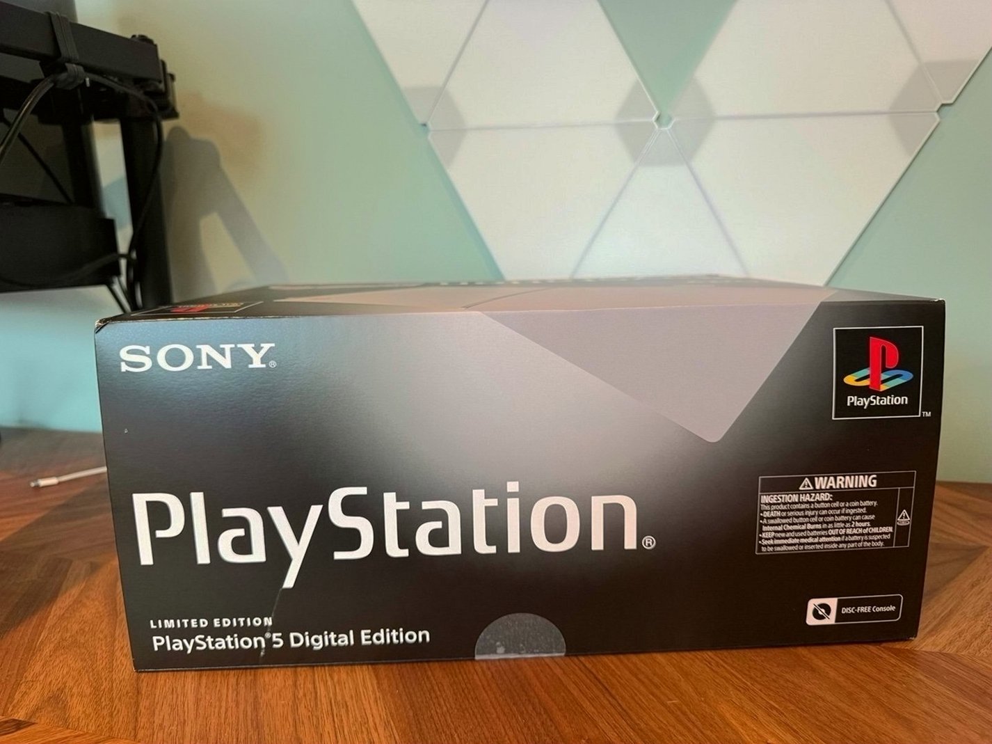 Sony PlayStation 5 30th Anniversary Edition 2F29 - Used image 5
