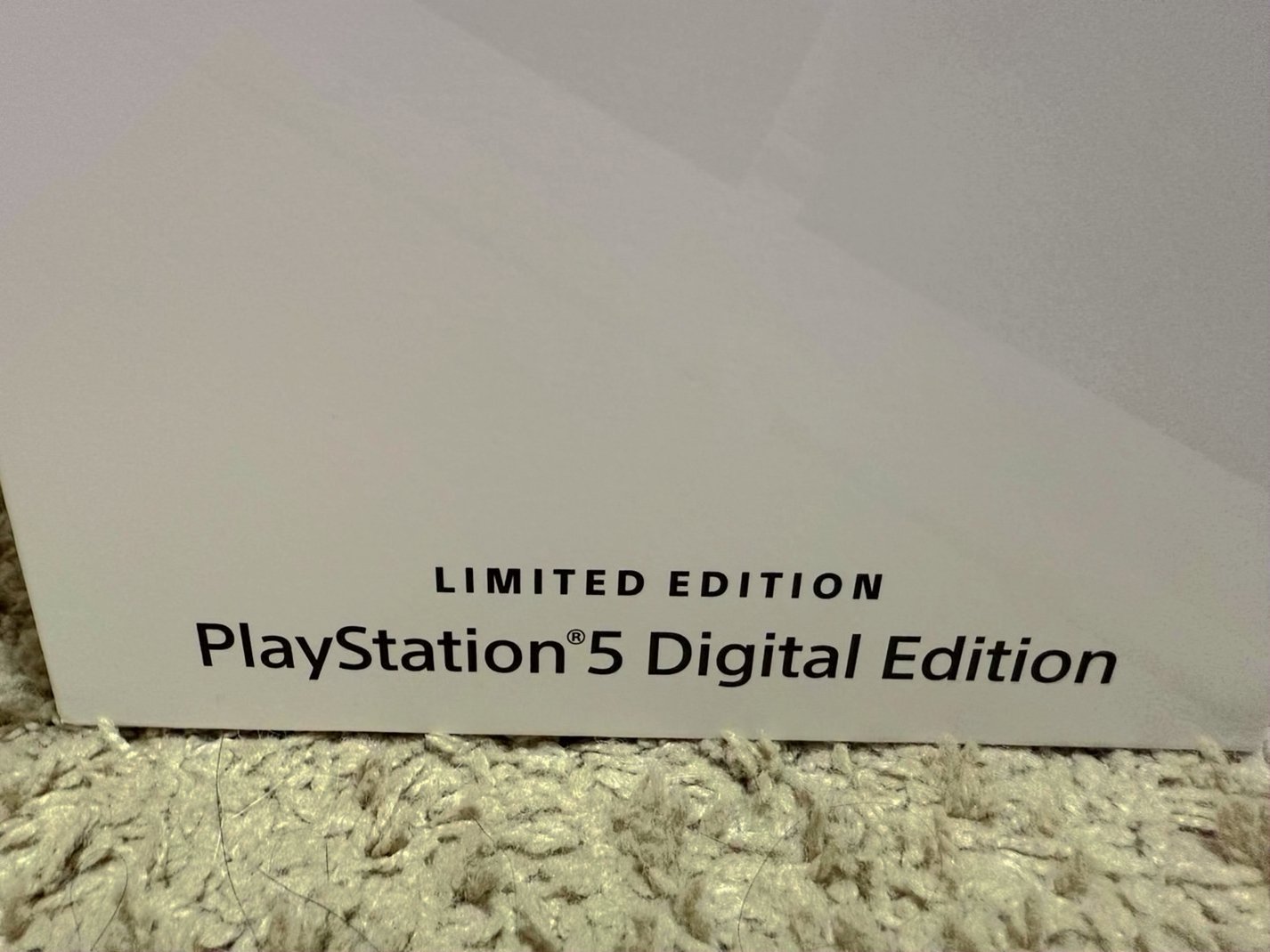 Sony PlayStation 5 Slim Digital Edition 1TB White - Used image 5