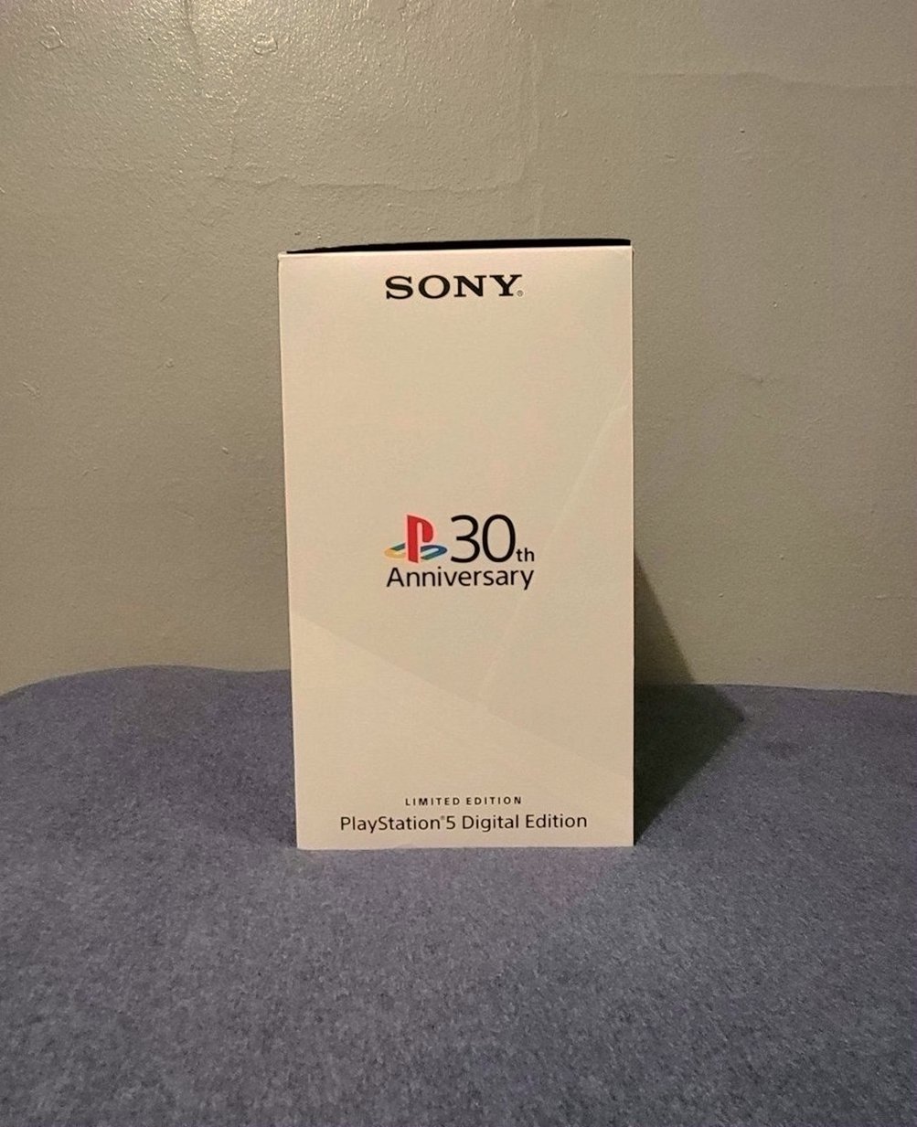 Sony PlayStation 5 30th Anniversary Limited Edition - Used image 4