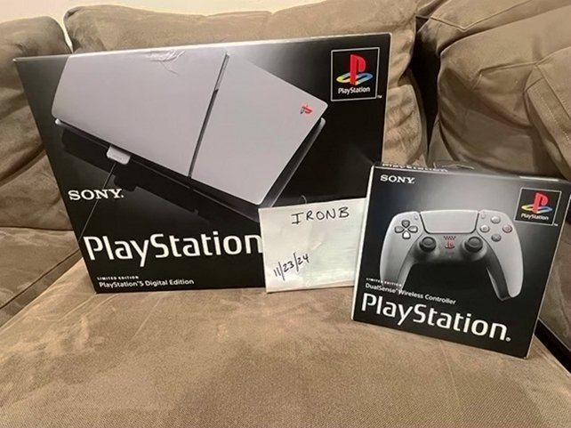Sony PlayStation 5 Digital Edition 30th Anniversary Unlocked - Used