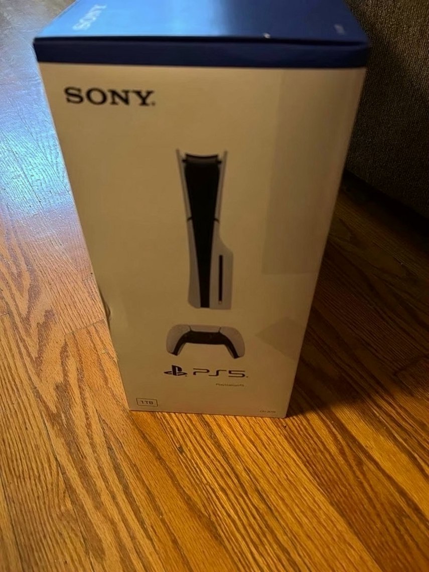 Sony PlayStation 5 White 7F22 - Used image 3