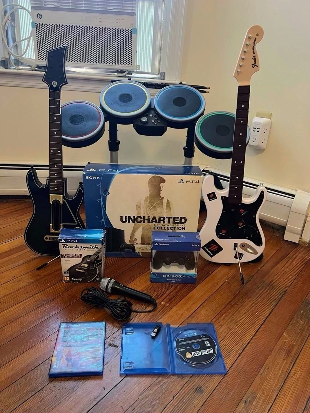 Rock Band 4 Bundle PS4 Wireless Fender Guitar Drums Mic Console - Used image 5