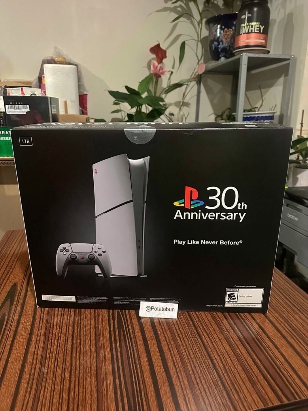Sony PlayStation 5 Slim Digital Edition 1TB White - Used image 2