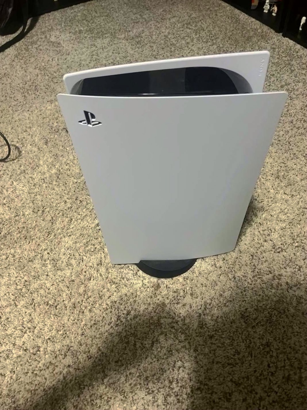 Sony PlayStation 5 825GB White Used image 4