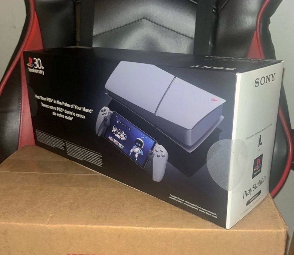 Sony PlayStation Portal 30th Anniversary 8A91 - Used image 3