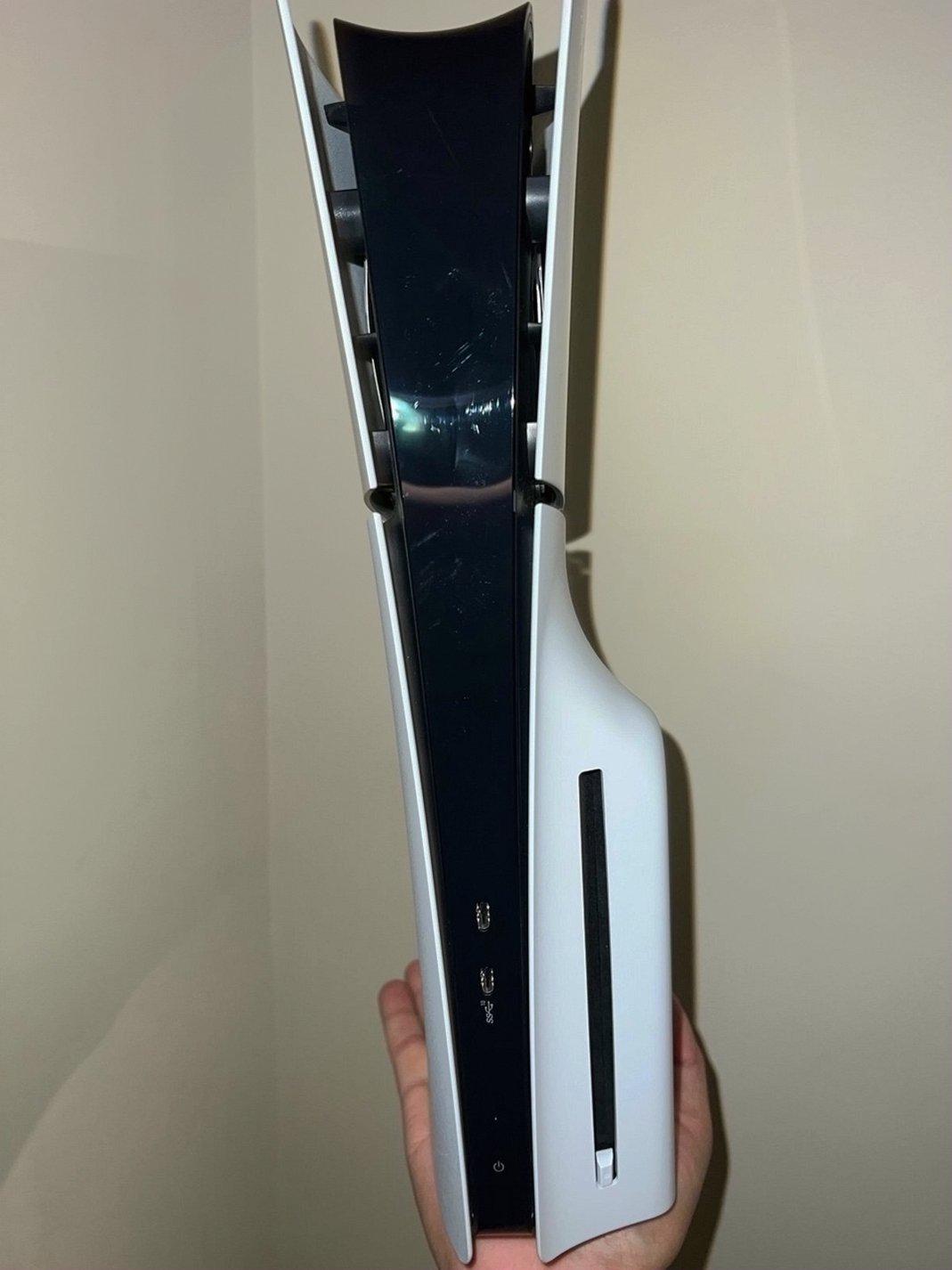 Sony PlayStation 5 Slim 8L62 1TB White Used image 2