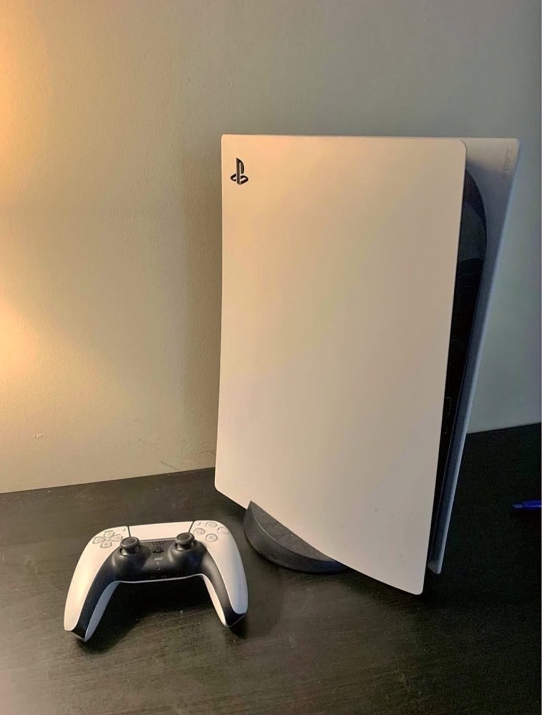 Sony PlayStation 5 PS5 Digital Edition 2A59 Used