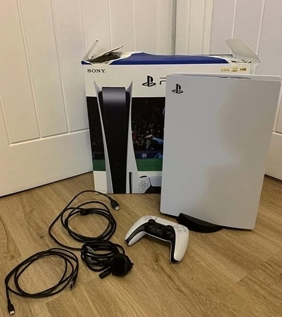 Sony PlayStation 5 Disc Edition 825GB White - Used