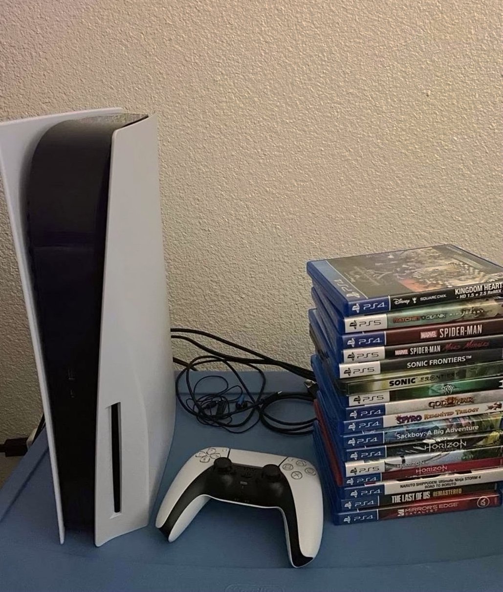 Sony PlayStation 5 Console White 5A92 - Used