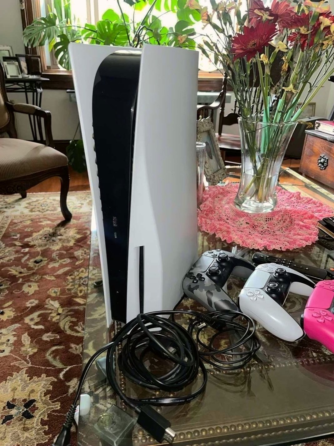Sony PlayStation 5 Console 825GB White - Used image 2