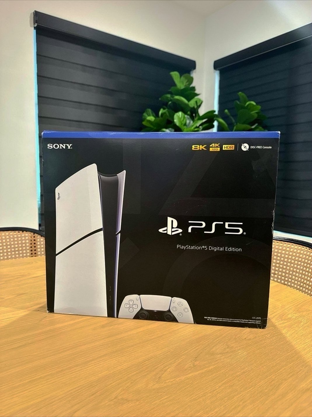 Sony PlayStation 5 825GB White - Used