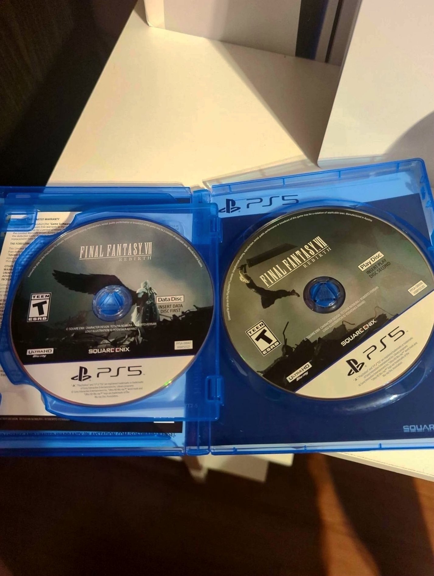 Sony PlayStation 5 Disk Drive Version + Final Fantasy 7 Rebirth - Used image 2