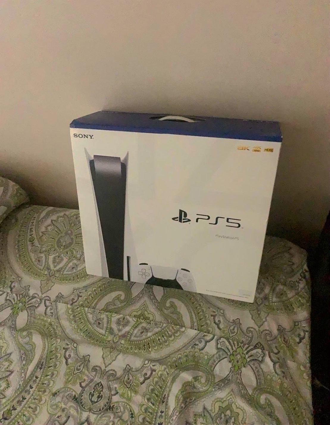 Sony PlayStation 5 Disc-Version Console - Factory Sealed - Used image 5