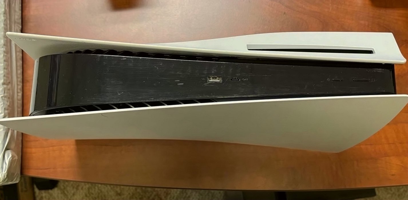 Sony PlayStation 5 Disc Edition White Used image 3