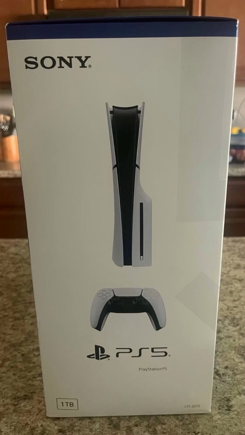 Sony PlayStation 5 CFI-2015 1TB - Used image 3