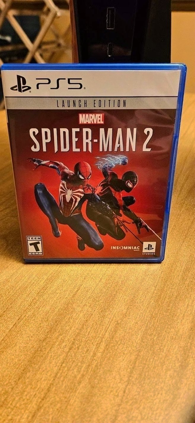 Sony PlayStation 5 Limited Edition Spider Man 2 3X89 - Used image 3