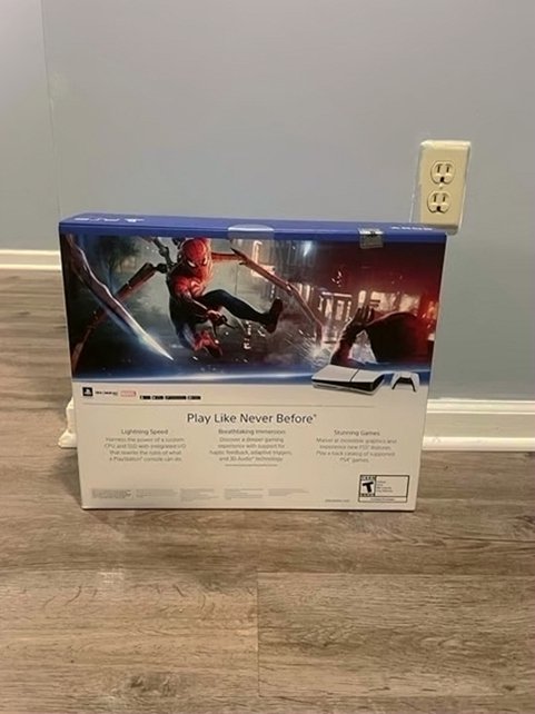 Sony PlayStation 5 825GB Spider-Man Edition Unlocked - Used image 2