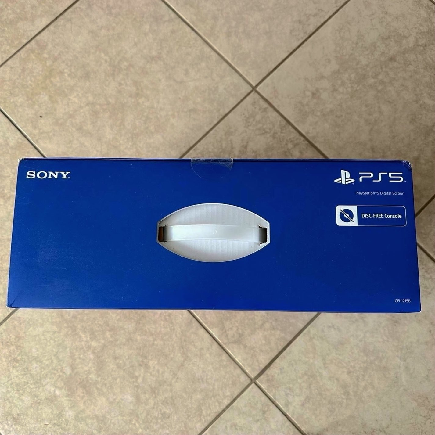 Sony PlayStation 5 Digital Edition 825GB White - Used image 3