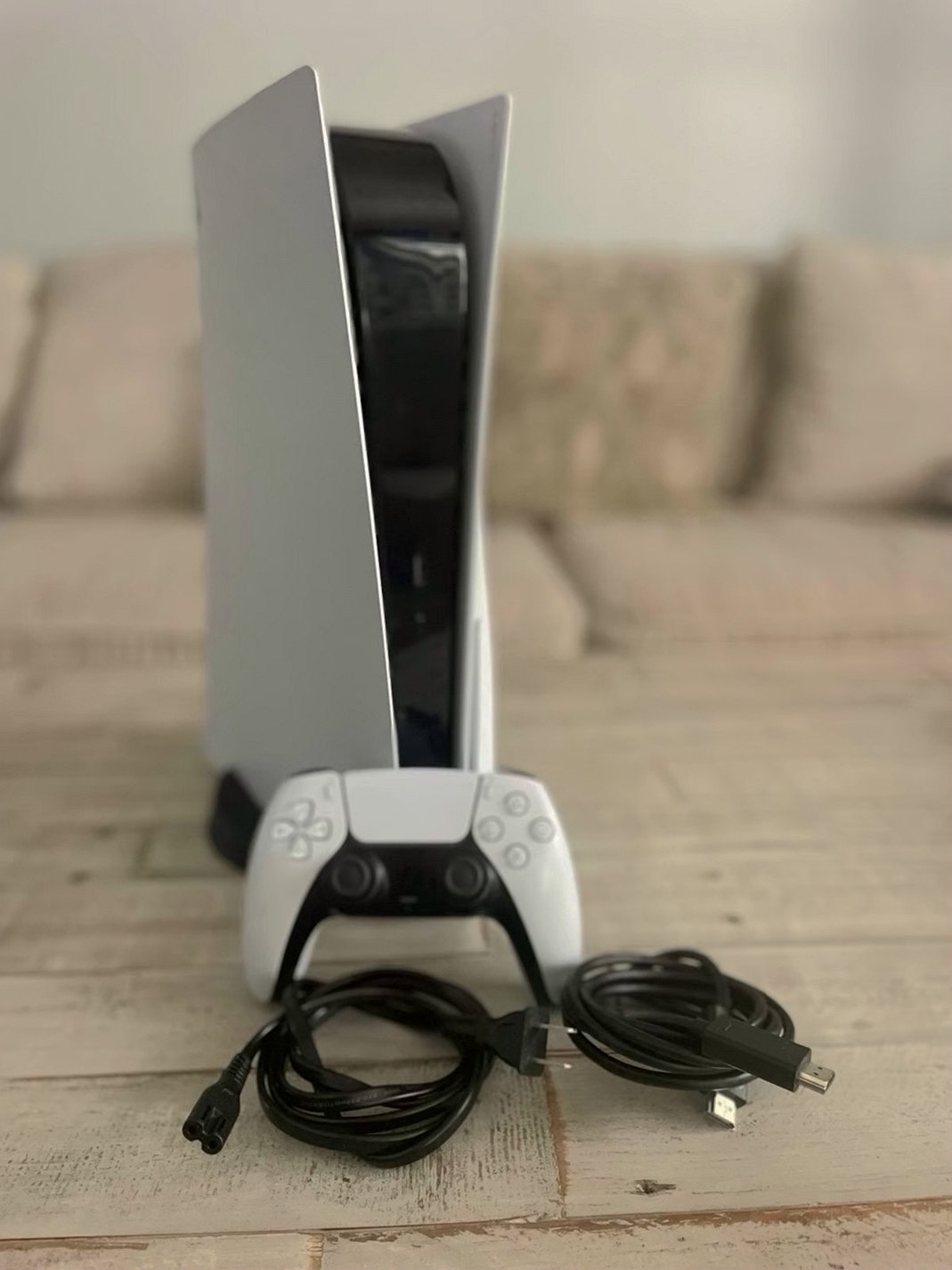Sony PlayStation 5 825GB White Used