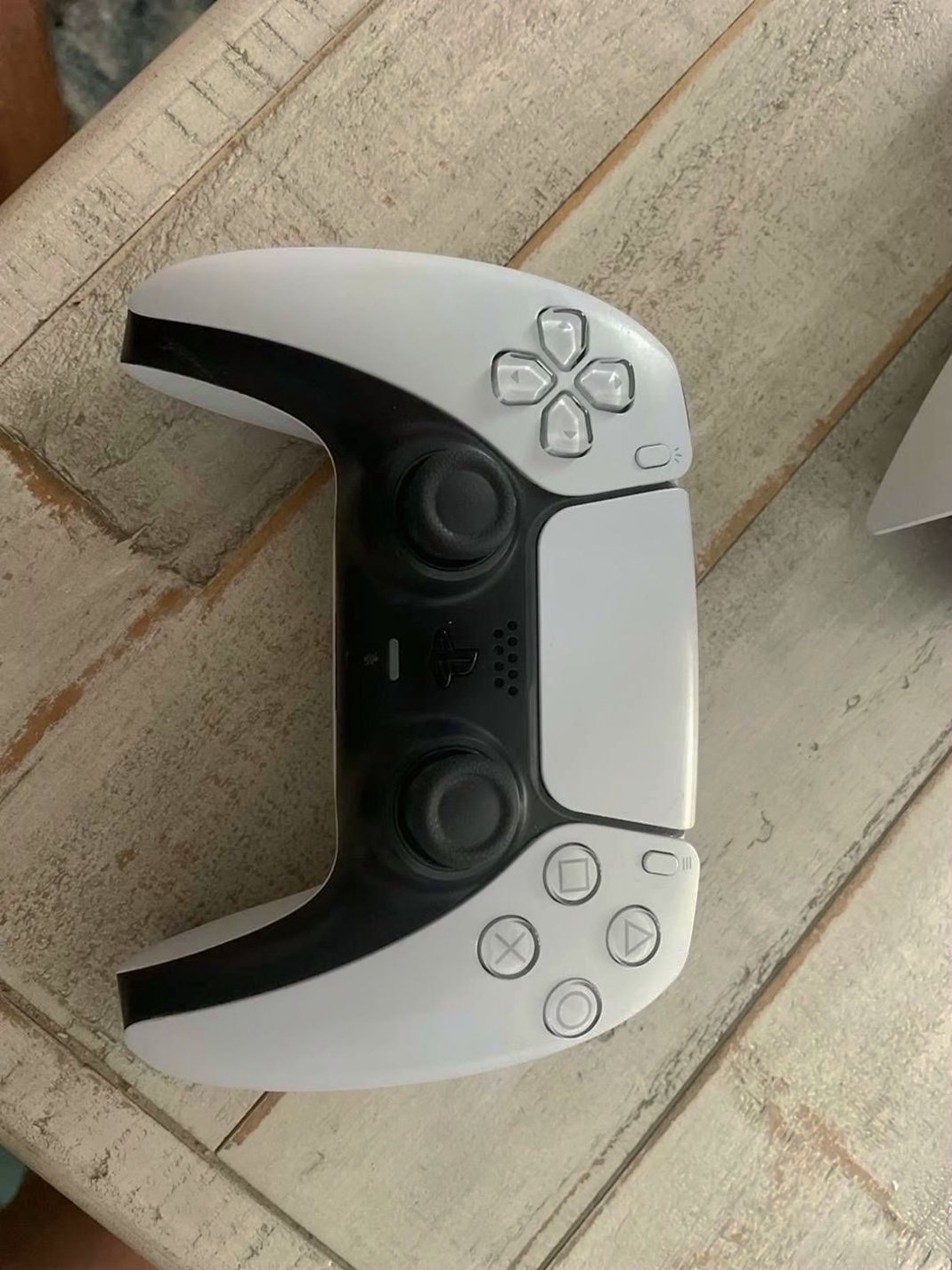 Sony PlayStation 5 825GB White Used image 5