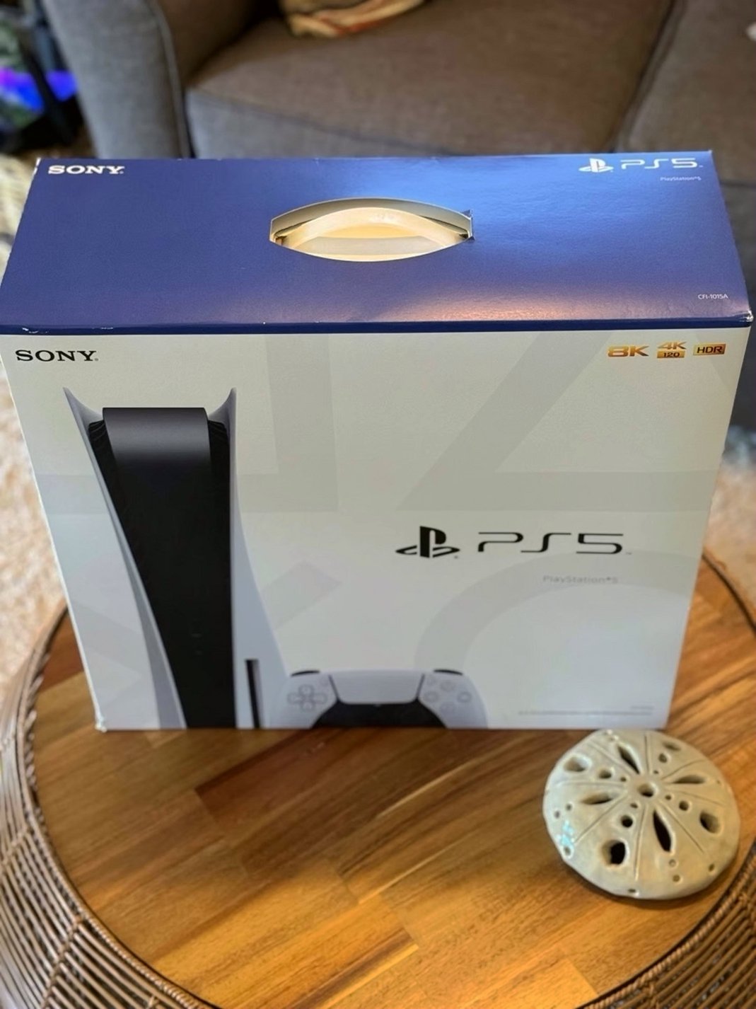 Sony PlayStation 5 Console 825GB White - Used image 4
