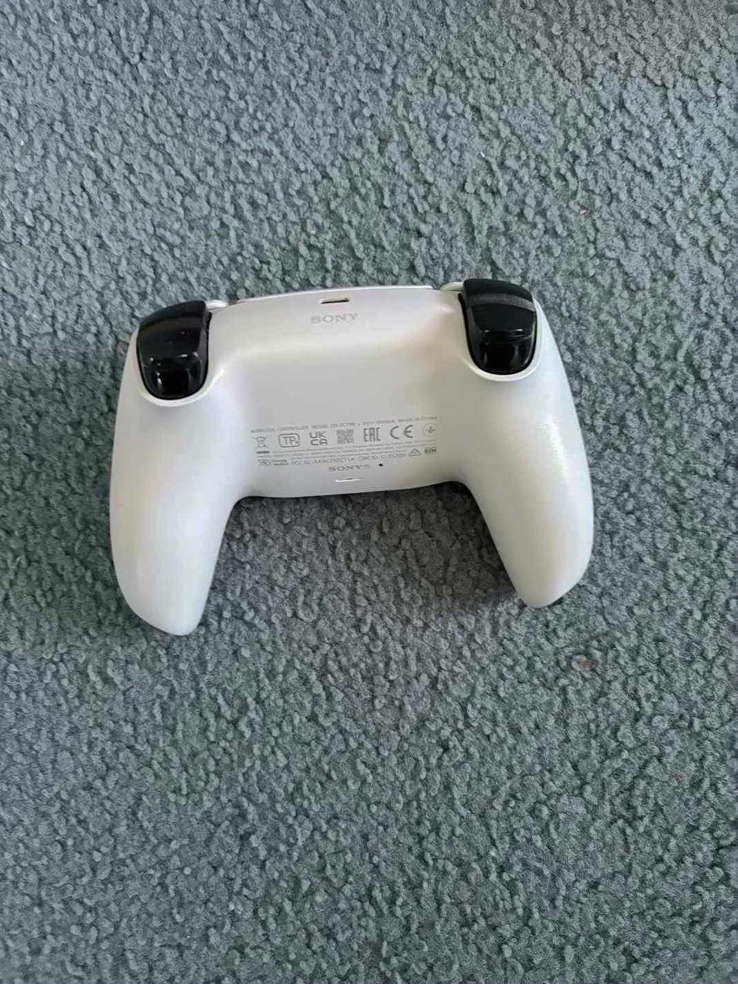 Sony PlayStation 5 Console Disc Edition White Used image 3