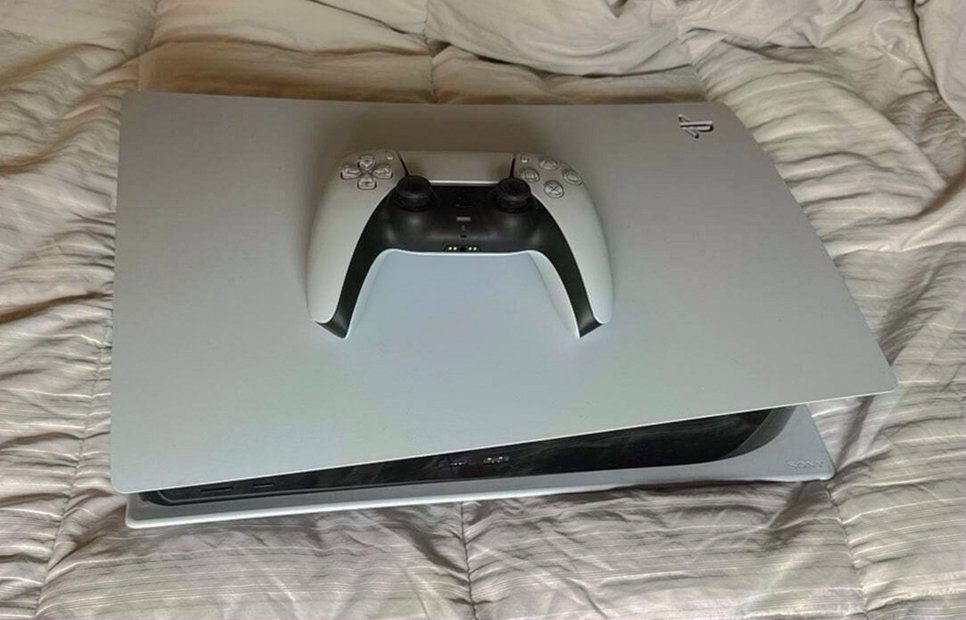 Sony PlayStation 5 Original White Disc Version 8N77 - Used image 2