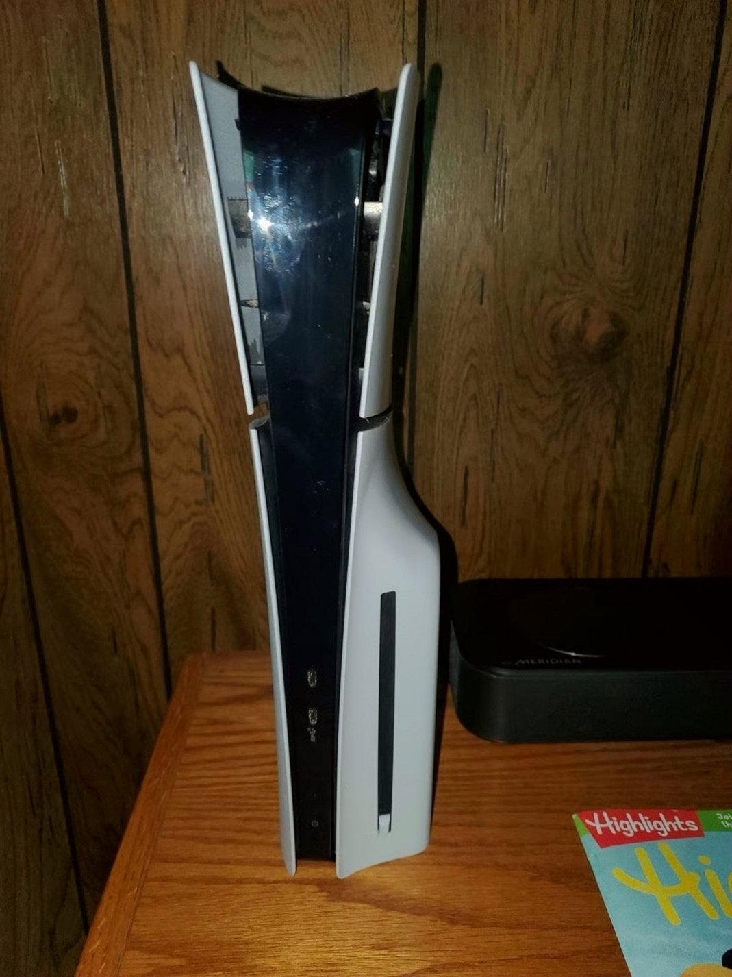 Sony PlayStation 5 Slim Digital Edition 1TB White - Used image 2