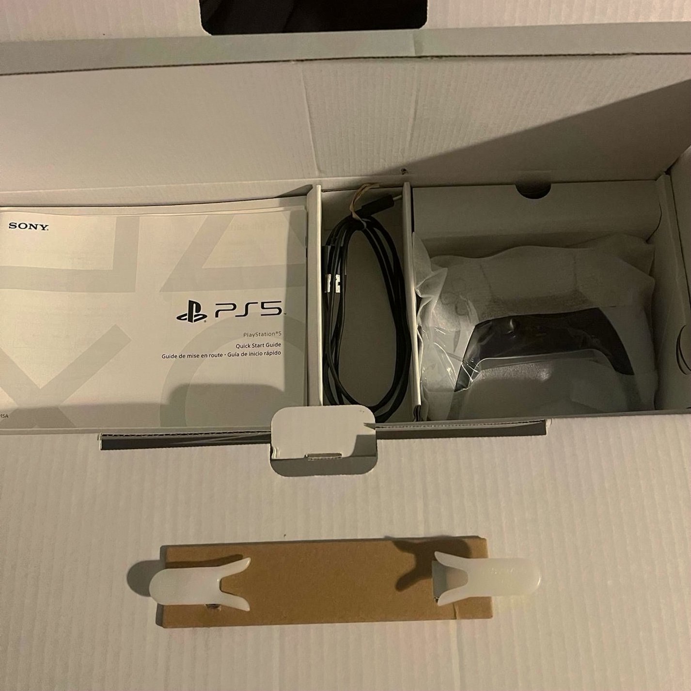 Sony PlayStation 5 Disc Console PS5 1K73 Used image 2