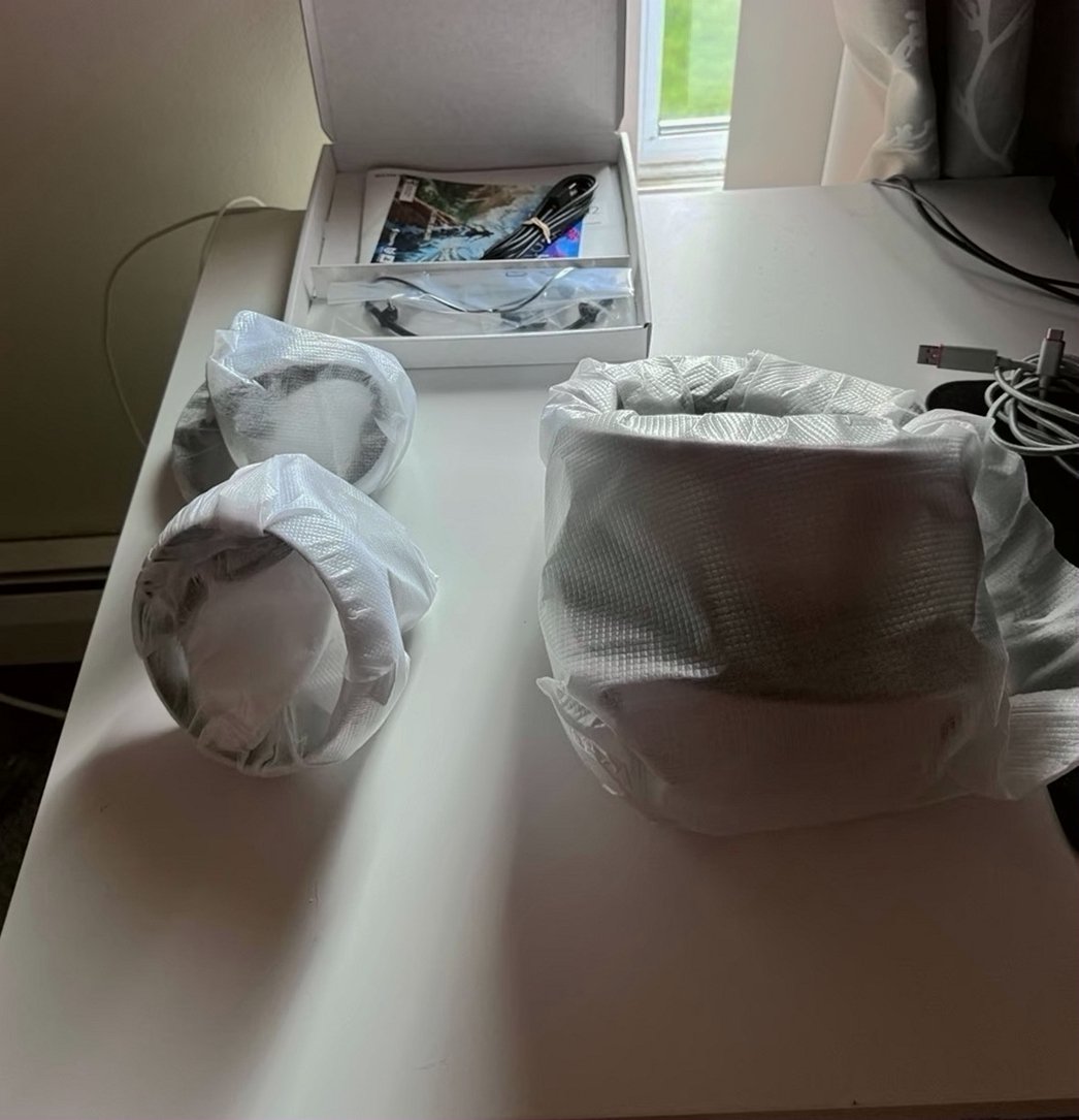 Sony PlayStation PSVR2 2H63 Call of the Mountain Bundle - Used image 4