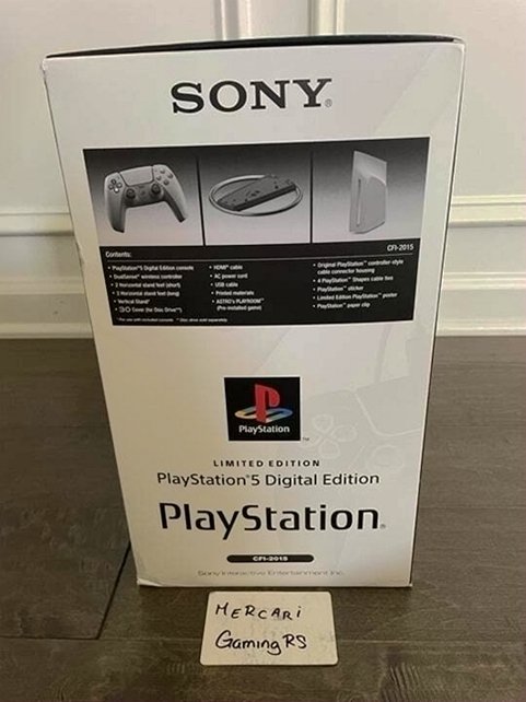 Sony PlayStation 5 Digital Edition 1TB Legacy Color Unlocked - Used image 4