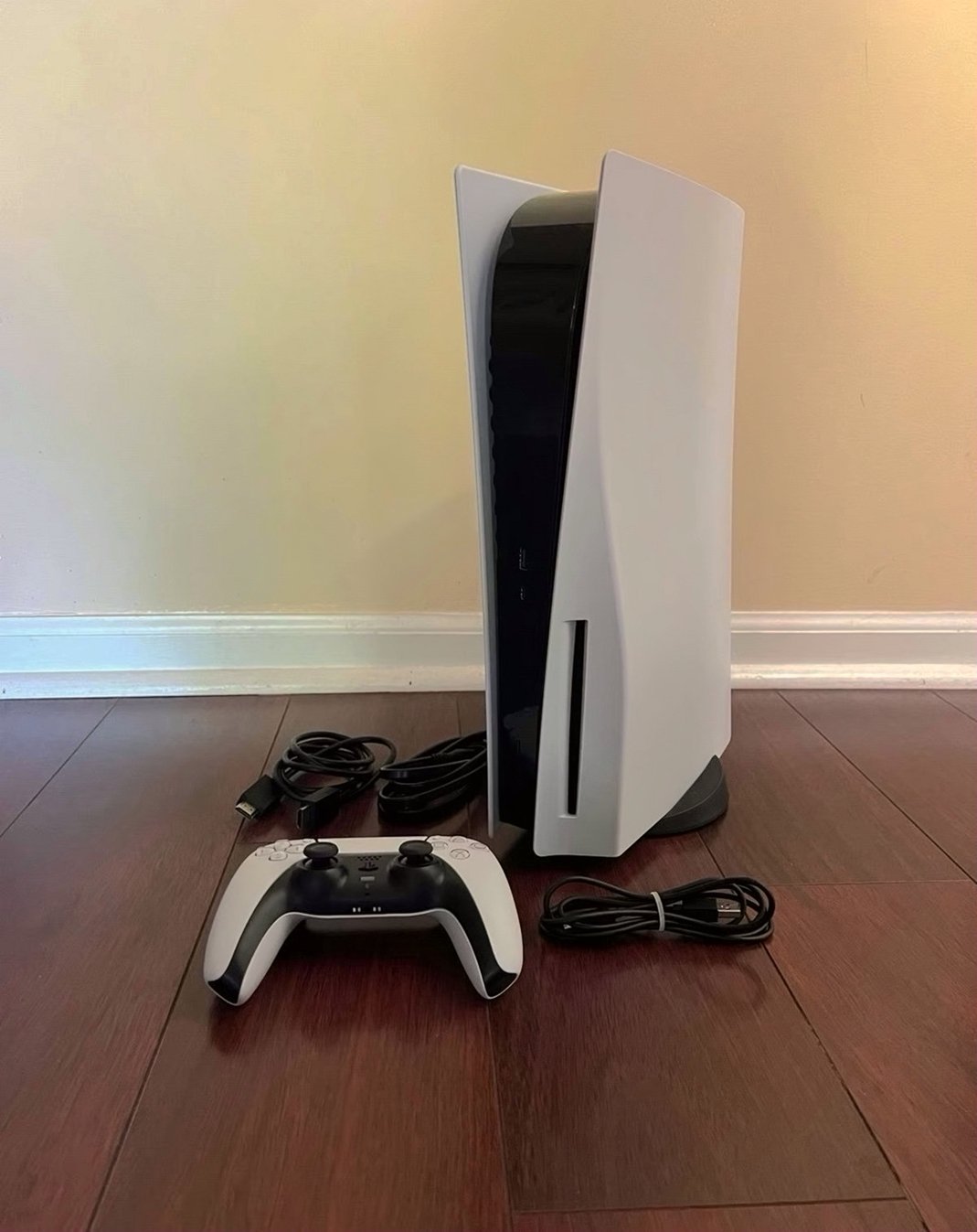 Sony PlayStation 5 Console Disc Edition 2H55 - Used