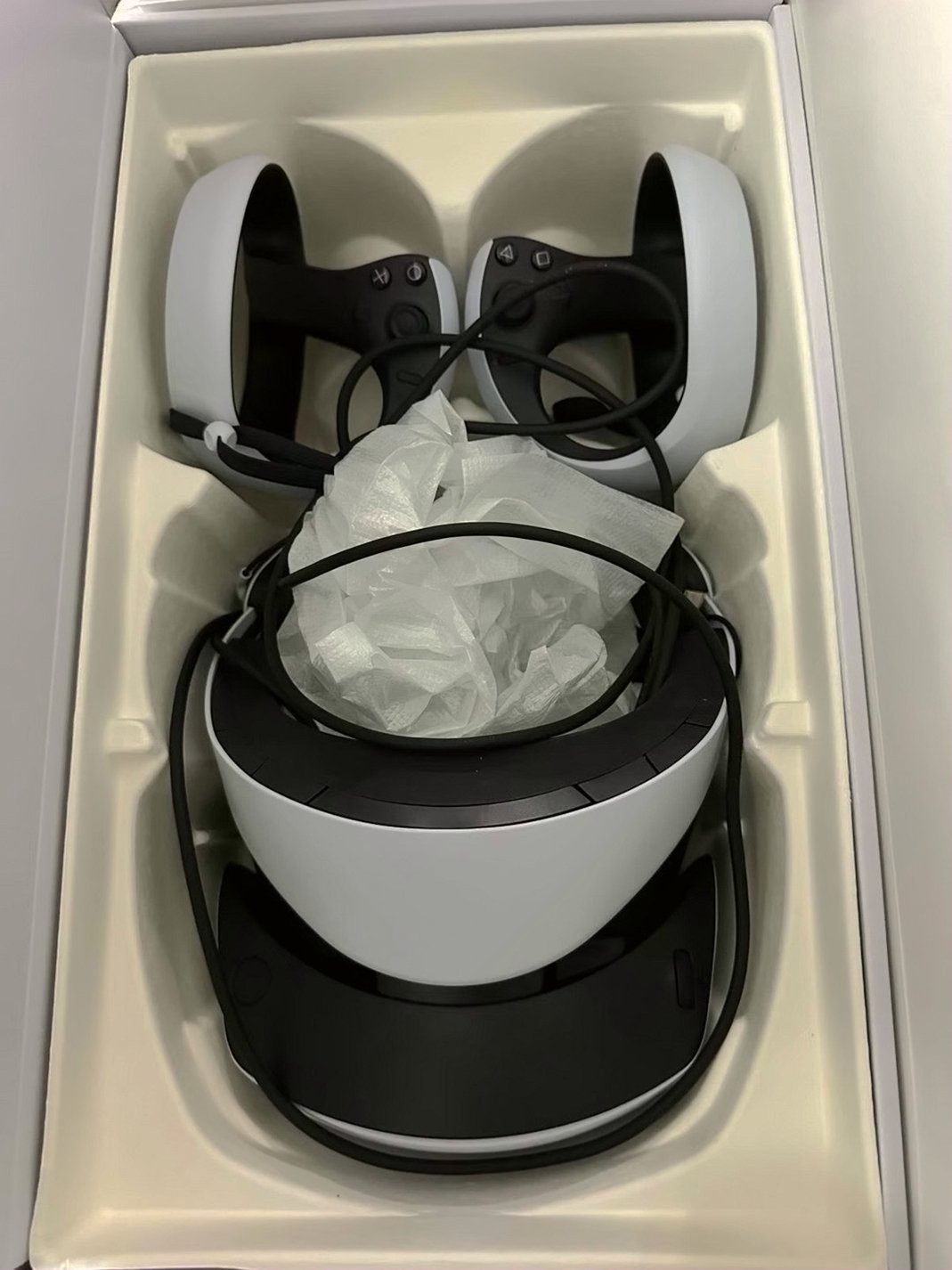 Sony PlayStation VR 2 - Used image 5