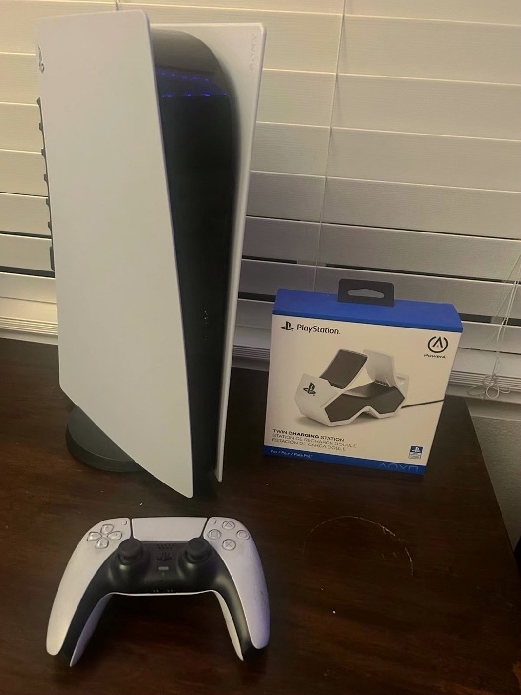 Sony PlayStation 5 Digital Edition White 3X72 - Used