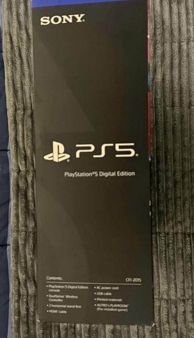 Sony PlayStation 5 Digital Edition 1TB - Used image 3
