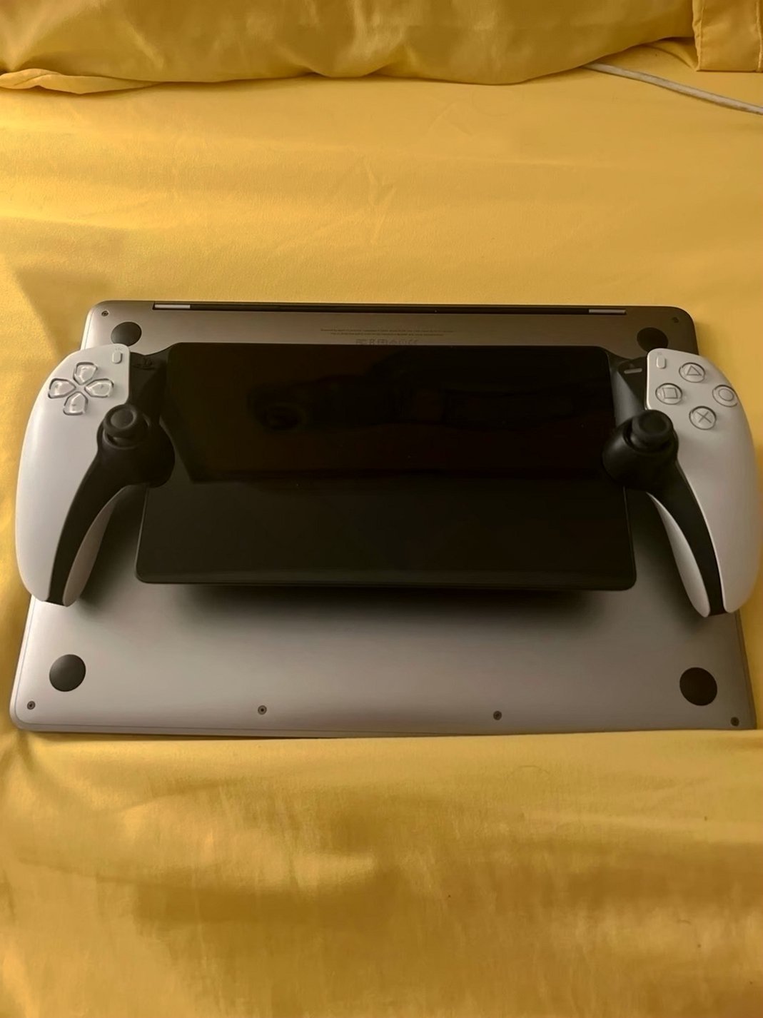 Sony PlayStation Portal Remote Player 5S37 Used image 2
