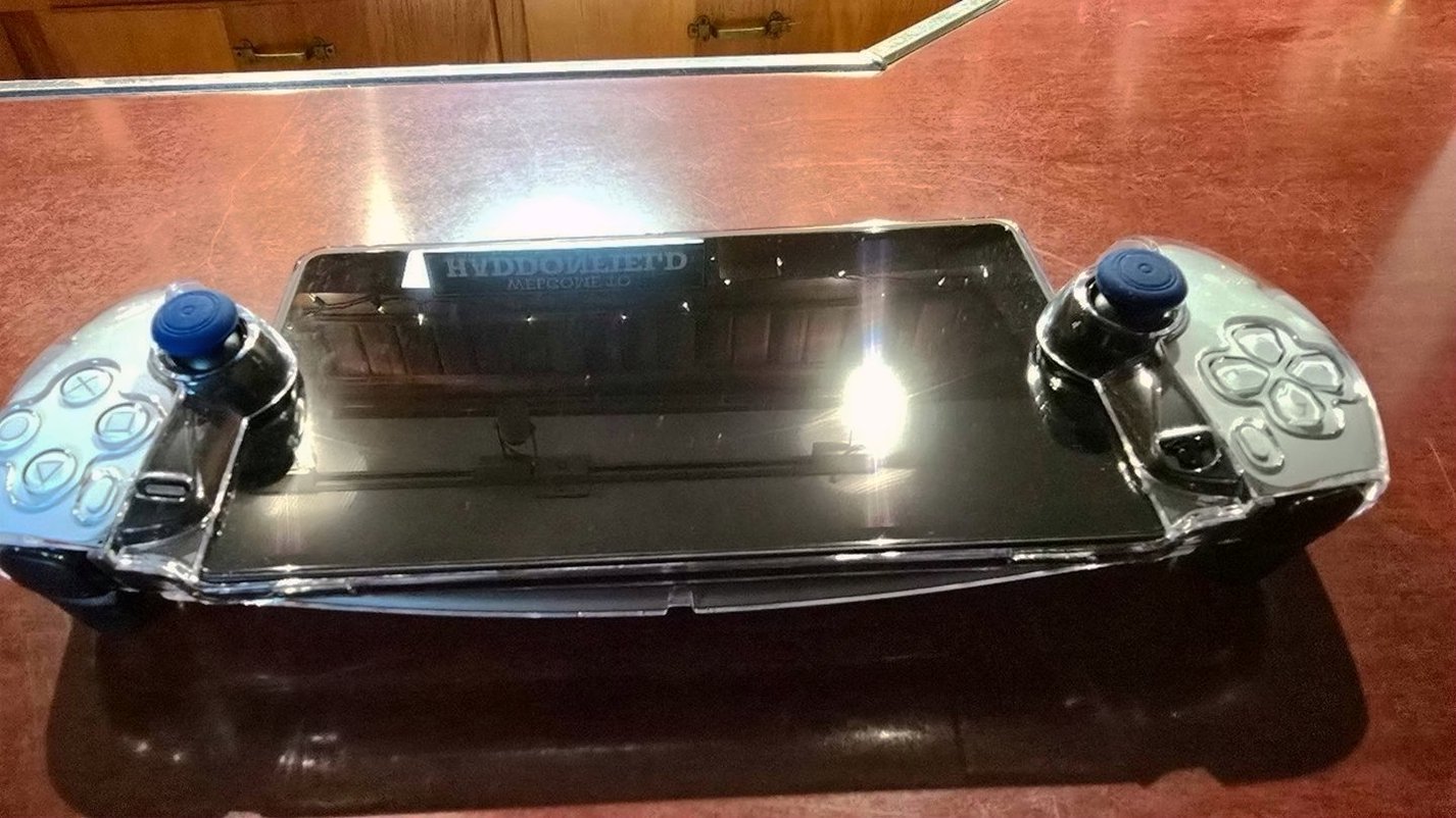 Sony PlayStation Portal 6L77 Used image 5