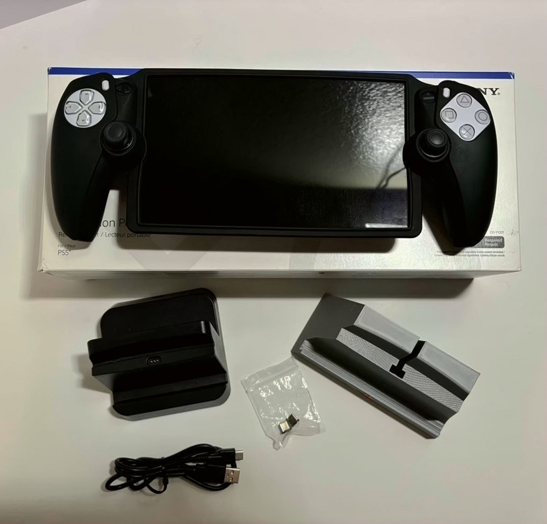 Sony PS5 PlayStation Portal Remote Player Controller White - Used image 3