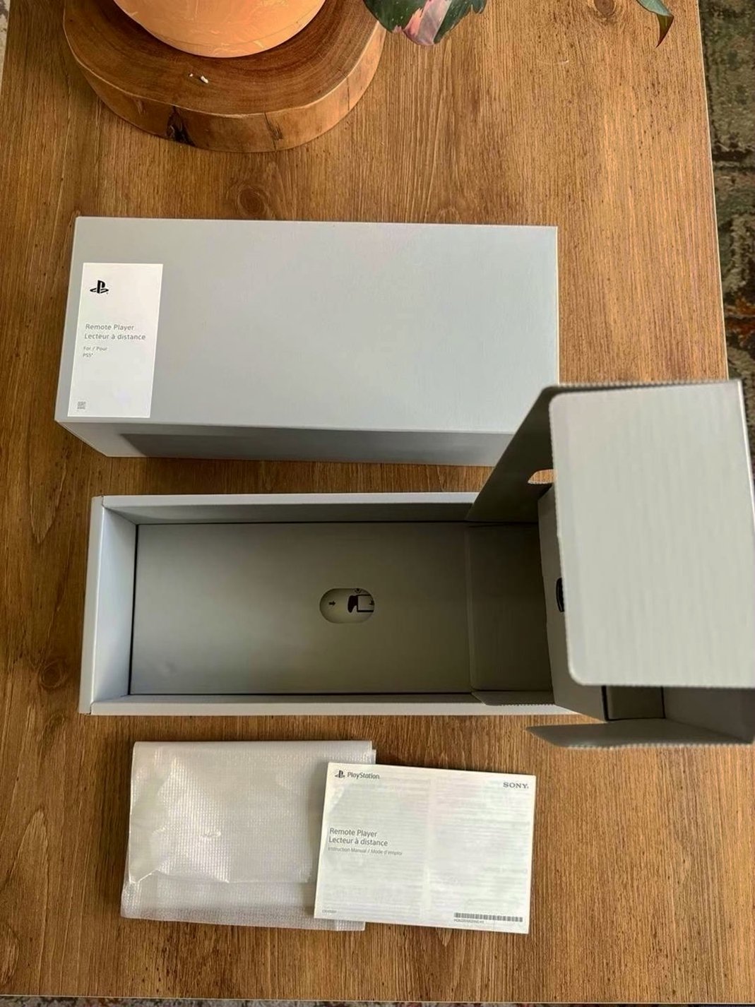Sony PlayStation Portal with Box 8S12 - Used image 4